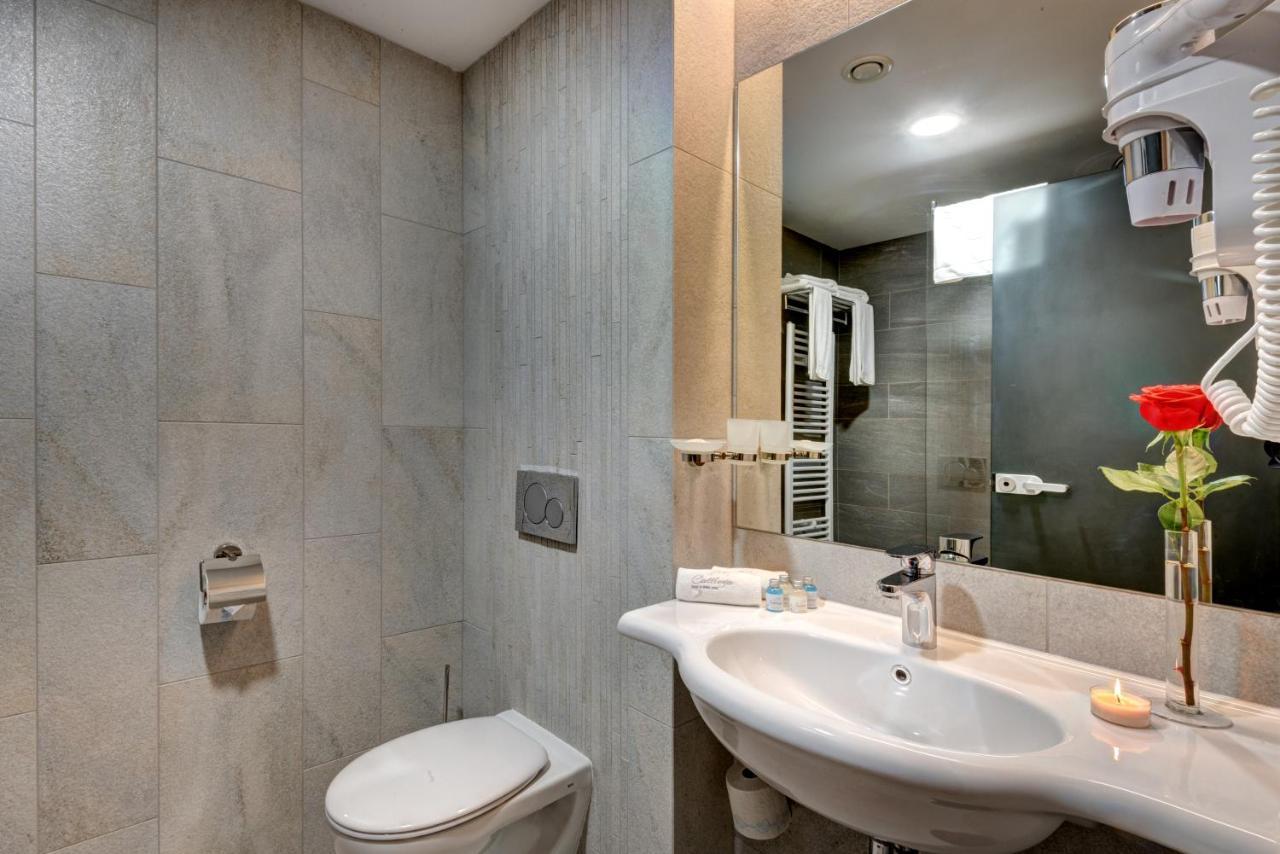 Hotel & Relax Zone Cattleya Krushuna Bagian luar foto