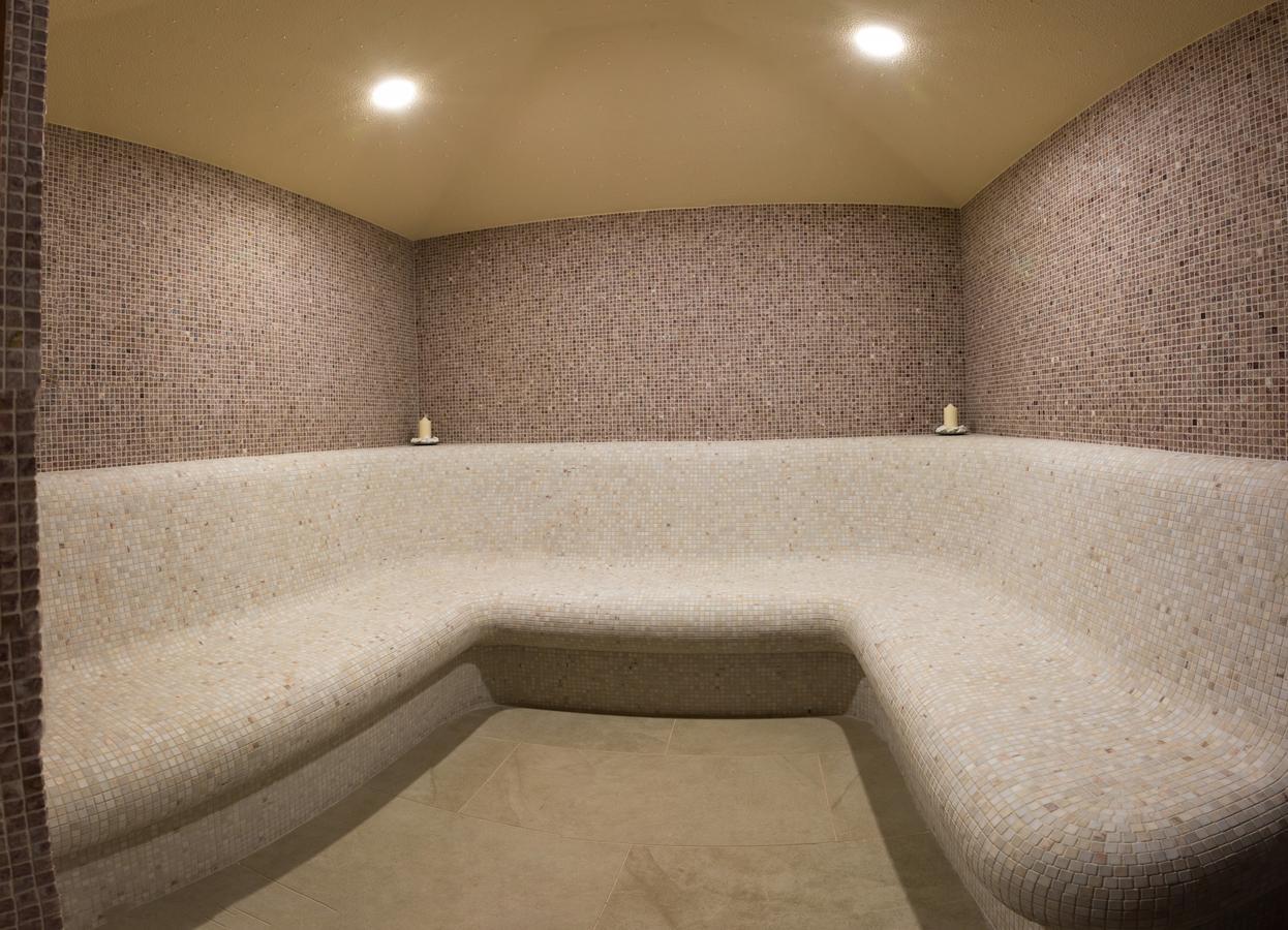Hotel & Relax Zone Cattleya Krushuna Bagian luar foto
